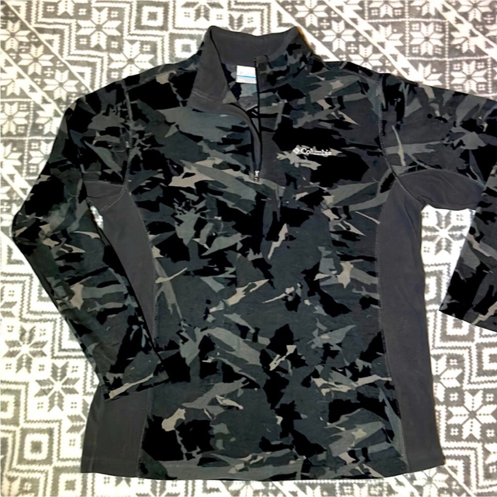 Columbia Black/Gray Camouflage Fleece Quarter Zip Pullover Size Medium